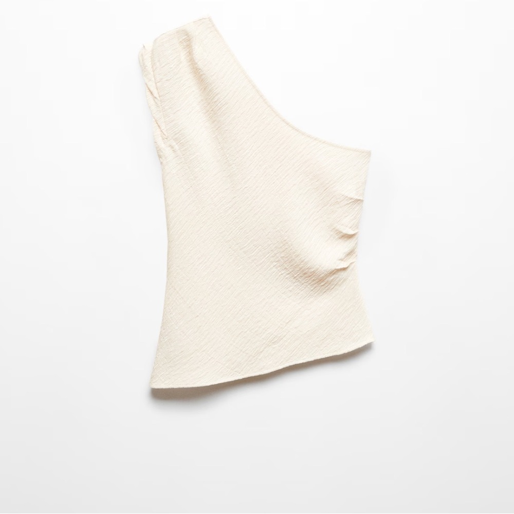 Asymmetrical textured top